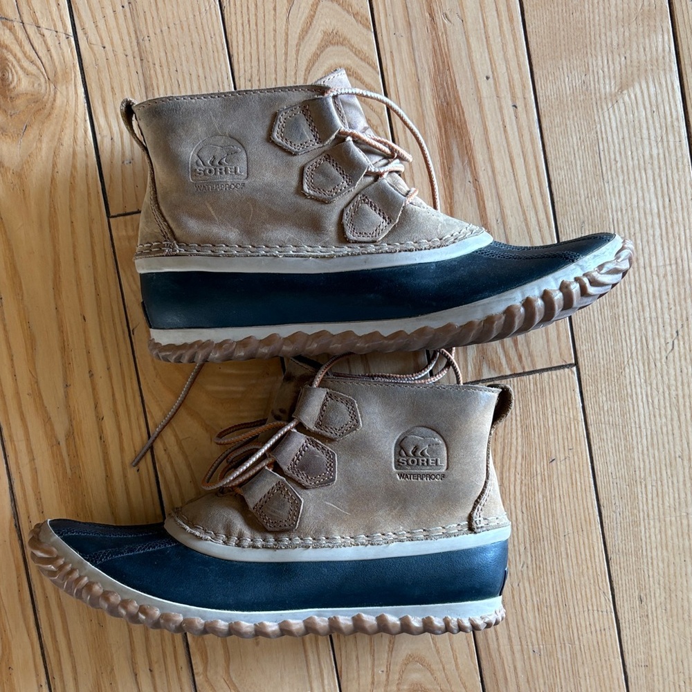 Sorel Brown and Black Waterproof Leather Winter Boots